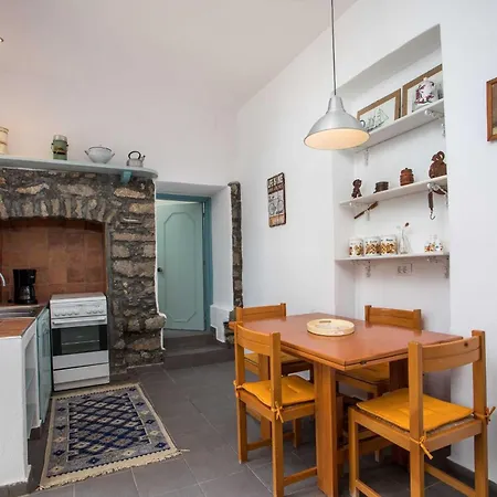Villa Myrsini'S House à Symi Extérieur photo